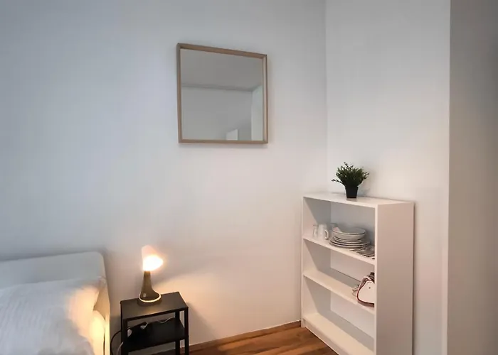 Hostel Zentral Gelegene Mit Gemeinschaftsbad Und Kueche