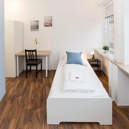 Hostel Zentral Gelegene Mit Gemeinschaftsbad Und Kueche *