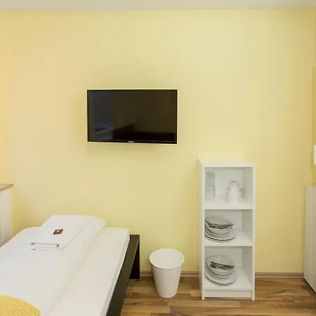 Hostel Zentral Gelegene Mit Gemeinschaftsbad Und Kueche Nuremberg