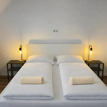 بيت شباب Stayfab Rooms & Apartments